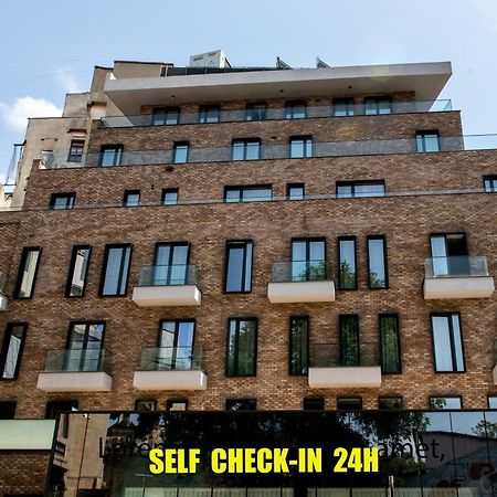 بوخارست Cm111Apparthotel المظهر الخارجي الصورة
