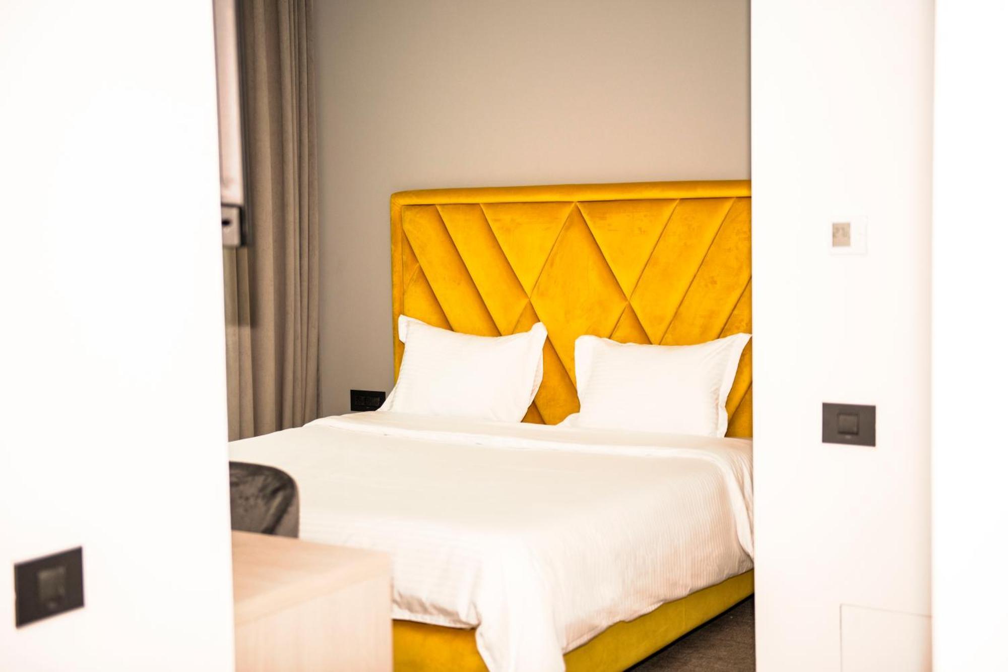 بوخارست Cm111Apparthotel المظهر الخارجي الصورة