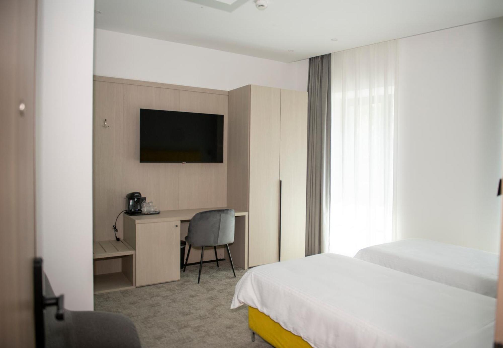بوخارست Cm111Apparthotel المظهر الخارجي الصورة
