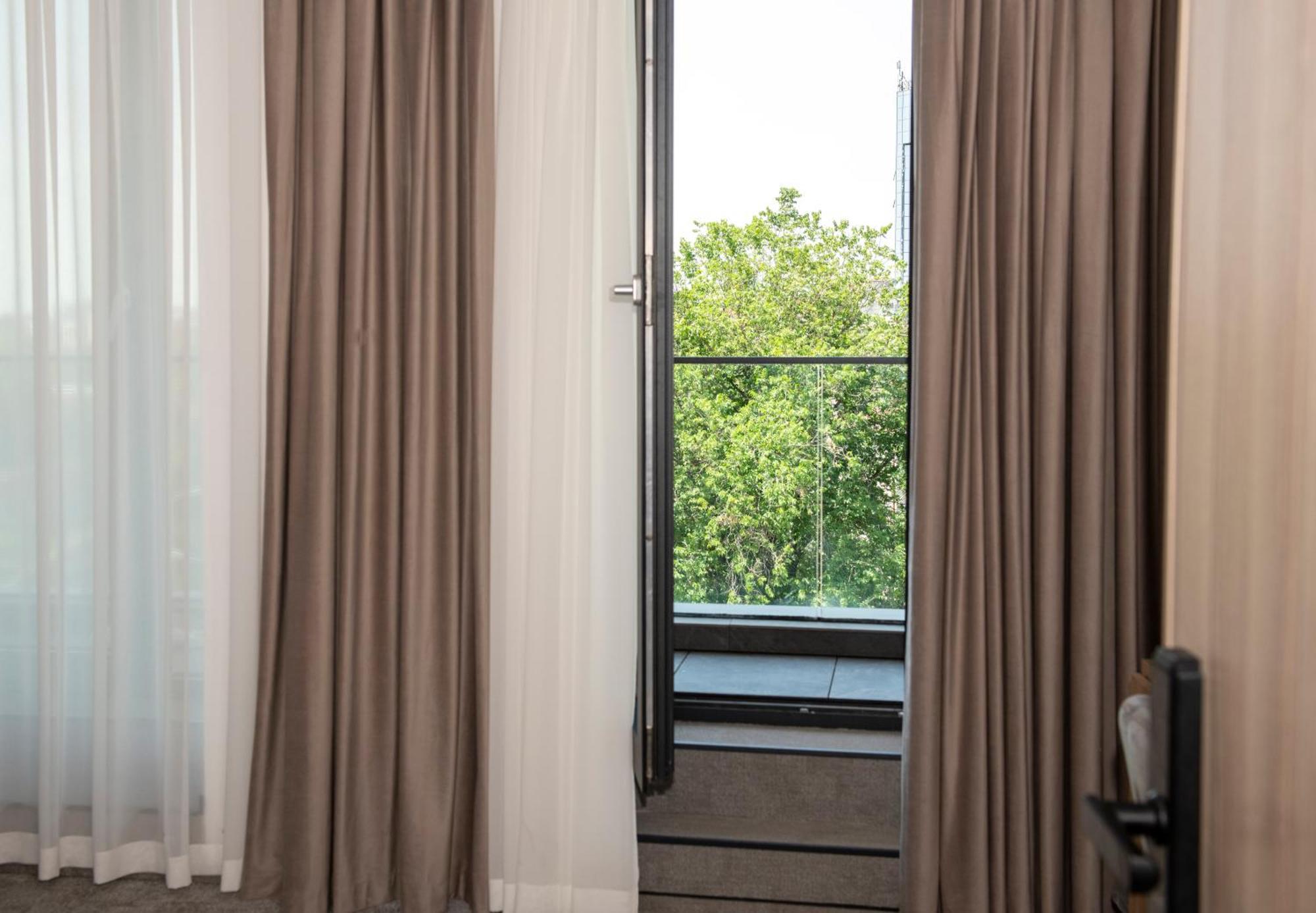 بوخارست Cm111Apparthotel المظهر الخارجي الصورة
